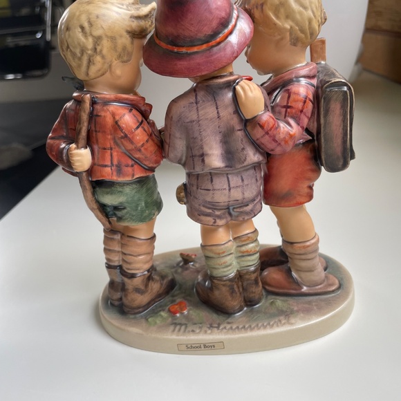 Hummel figurine titled “School Boys.”  Model number 170/01 1961 - Picture 4 of 7